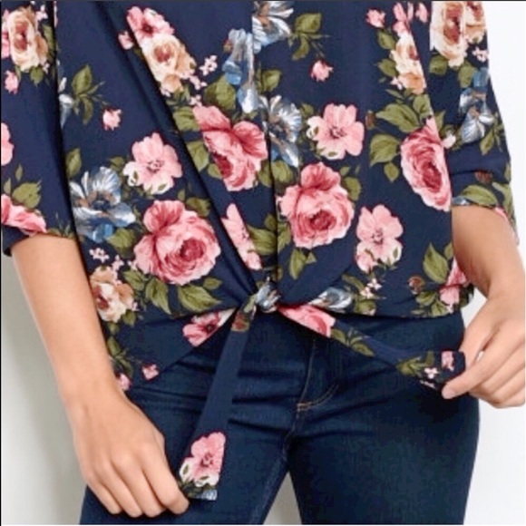 LAST ONE! dark floral tie front top - Picture 3 of 8